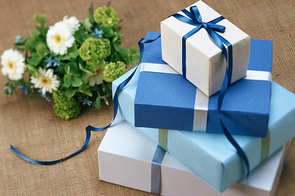 Sending Comfort: 15 Cozy Care Package Ideas